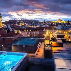  Appartement Billionaires Boutique & Premium Suites, Old Town