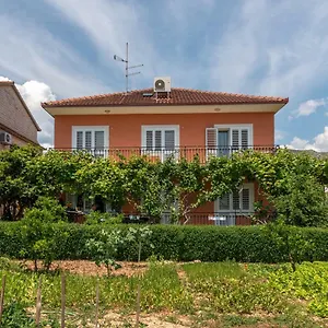 Marinella , Trogir Croatie