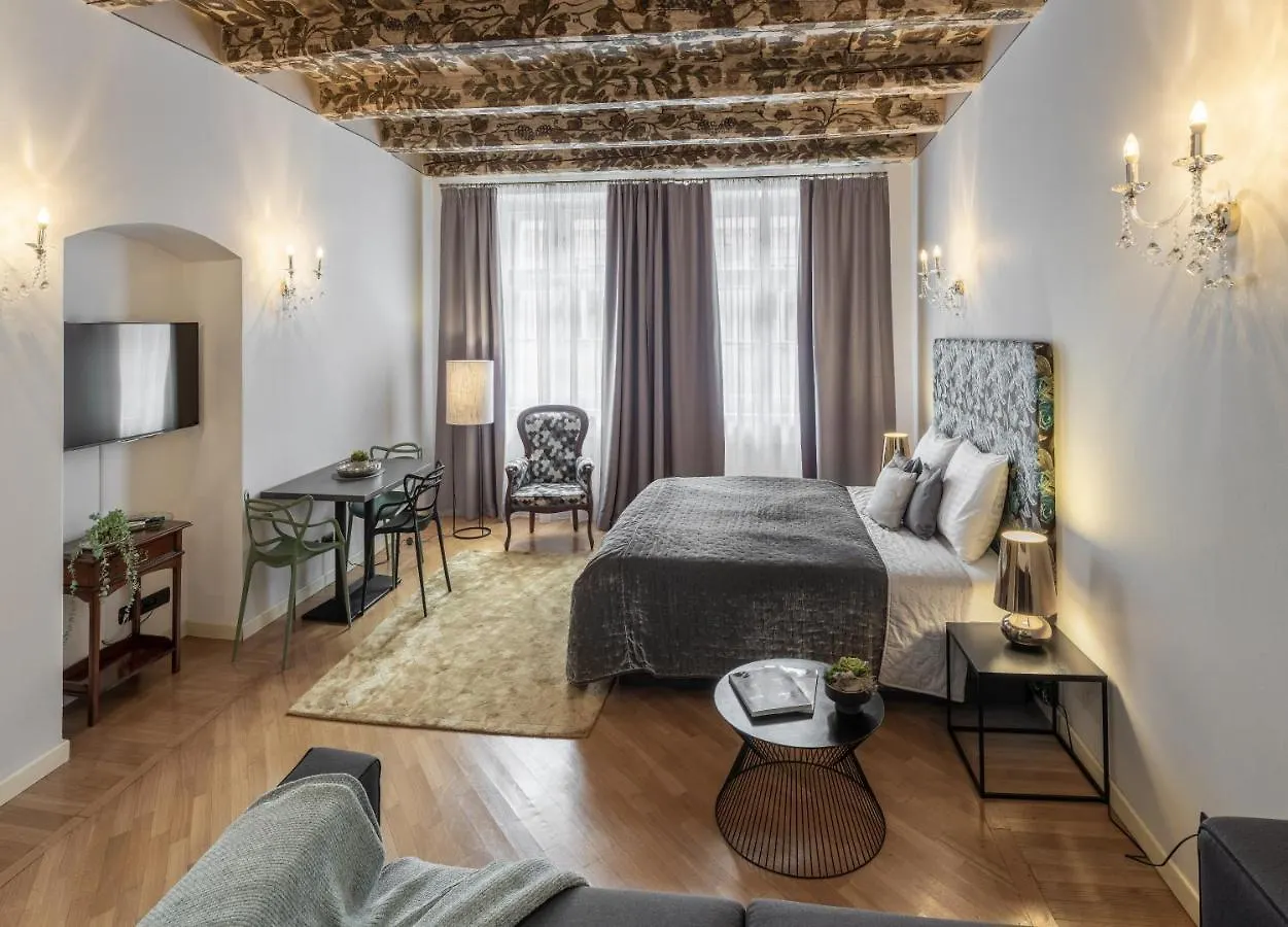 Chateau 9 Apartments By Adrez Πράγα Τσεχία
