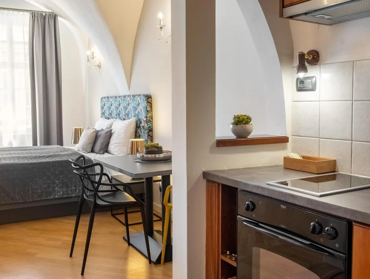 Chateau 9 Apartments By Adrez Πράγα