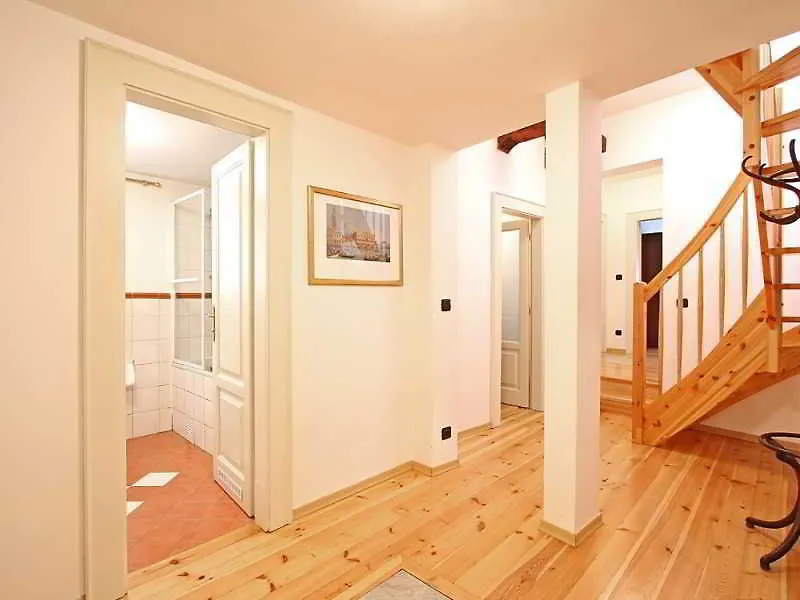 Chateau 9 Apartments By Adrez Πράγα Τσεχία
